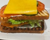 A picture of step 8 of Chicken tikka club Sandwich.