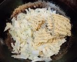 Foto langkah ke 3 dari resep Mie Goreng Kol.