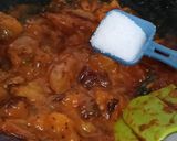 A picture of step 4 of Plum Chutney.
