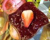 صورة لخطوة 3 من وصفة أسهل طريقة لمربى الفراولة 🍓❤️😋