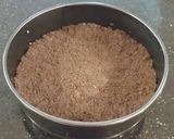 A picture of step 6 of White Chocolate Mint Cream Torte with Chocolate Cream Topping.