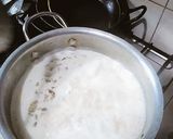 A picture of step 2 of Sheer khurma.