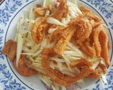 รูปขั้นตอนการทำที่ 2 ของ ยำมะม่วงหมูกระจก