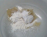 A picture of step 1 of Wagashi Shaped Like Shirotan the Seal.