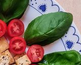 Foto del paso 6 de la receta: Tofu a la albahaca 🌱 Ensalada inspirada en Caprese pero vegan 🌱 Tofu, tomates cherry, albahaca y AO