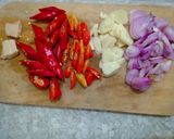 Foto langkah ke 2 dari resep Tumis kacang panjang tempe pedas manis.