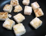 A picture of step 3 of Agedashi Tofu in a Single Frying Pan.