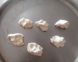 A picture of step 5 of Roshogolla.