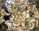 Foto del paso 2 de la receta: Pasta de Pollo con champiñones