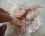 A picture of step 2 of Easy Shrimp with Mayonnaise Sauce (and Fluffy Eggs).