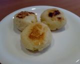 A picture of step 4 of Soft and Chewy Okara Pon De Queijo.