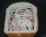 A picture of step 3 of Okonomiyaki-style Toast.