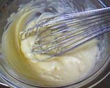 A picture of step 3 of Soufflé Cheesecake.