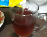 Foto langkah ke 2 dari resep Teh Susu.