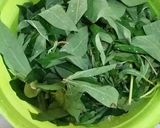 Foto langkah ke 1 dari resep Daun singkong tempe dalon.