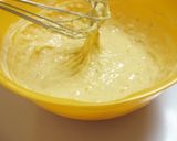 A picture of step 4 of Mochi Rice Flour and Banana Cupcakes.