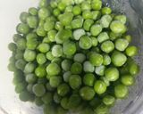 A picture of step 2 of Proso millet with spinach green peas Dalia.