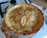 A picture of step 9 of Vickys Caramel Apple Pie, GF DF EF SF NF.