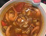 Foto langkah ke 4 dari resep Tomyam udang jamur.
