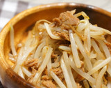 A picture of step 6 of How to Drain Bean Sprouts (and Shredded Cabbage).