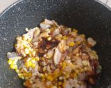 Foto langkah ke 3 dari resep Oseng Pari Asap.