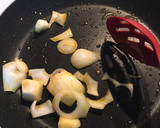Foto del paso 2 de la receta: Salsa picante de cacahuate 🌶