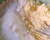 Foto del paso 1 de la receta: Galletitas azucaradas de naranja y margarina🍊