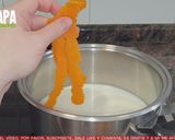 A picture of step 2 of Leche Frita.