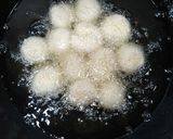 Foto langkah ke 4 dari resep Onde-onde Ketawa.