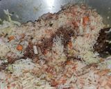 शेजवान फ्राईड राईस (Schezwan Fried Rice Recipe In Marathi) रेसिपी स्टेप 3 फोटो