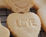 A picture of step 1 of Sugar Cookie (Plain - Before Dressing).