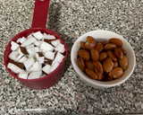 Foto del paso 1 de la receta: Leche de coco y almendras a la Rosalia