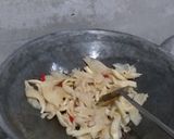Foto langkah ke 3 dari resep Tumis Jamur.