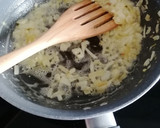 Foto del paso 2 de la receta: 316. Rape en salsa de vino blanco