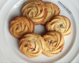 A picture of step 8 of Melting moments cookies.