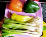 Kolbászos lecsós penne🍅🧄🧀🫑🧅 recept fázis 1 fotója