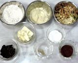 A picture of step 1 of Crispy Chocolate Snowballs.