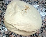 Foto del paso 1 de la receta: Pizza con anchoitas y mozzarella