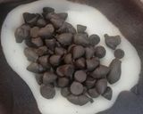 चॉकलेट चंद्र मोदक (chocolate chandra modak recipe in marathi) रेसिपी स्टेप 4 फोटो
