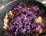 Foto del paso 6 de la receta Lombarda con piñones y manzana