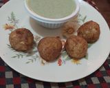 A picture of step 31 of Yoghurt Balls with Green Dip.