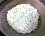 A picture of step 2 of Yaksik - Traditional Korean Sweet Rice.