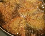 A picture of step 3 of 5ft Diva's famous fried chicken!.