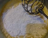 Foto langkah ke 3 dari resep 45 - Bolu Sarang Semut a.k.a Caramel Cake.