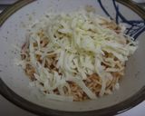 A picture of step 5 of Noodles in Tomato Sauce Made with Instant Ramen.