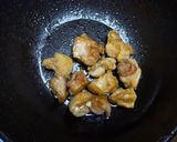 A picture of step 3 of Imitation Kara-age with Chili Sauce.