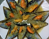 Foto del paso 2 de la receta: Mejillones en salsa