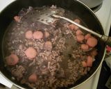 A picture of step 3 of Minced beef & onion with mash & gravy.