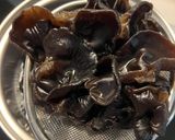 《 ☀️夏日必備廠🌿清爽涼拌菜~》 🍋微酸脆口 🍃涼拌雲耳🍄的食譜步驟4照片