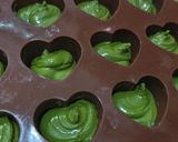 Foto langkah ke 2 dari resep Green Tea Chocolate Cookies 2 Bahan.